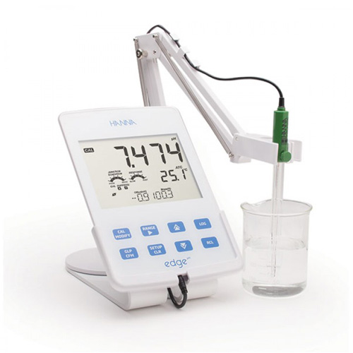 Hanna HI-2002 Portable pH Meter Edge®